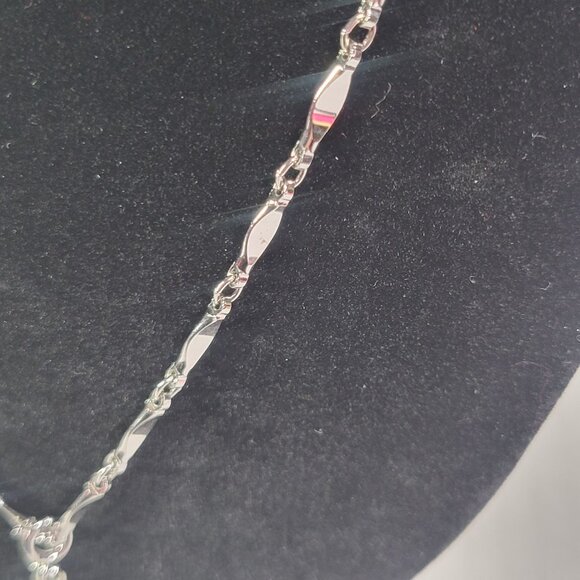 Vintage Sarah Coventry Limited Edition Church Pendant Silver Necklace - Picture 4 of 5